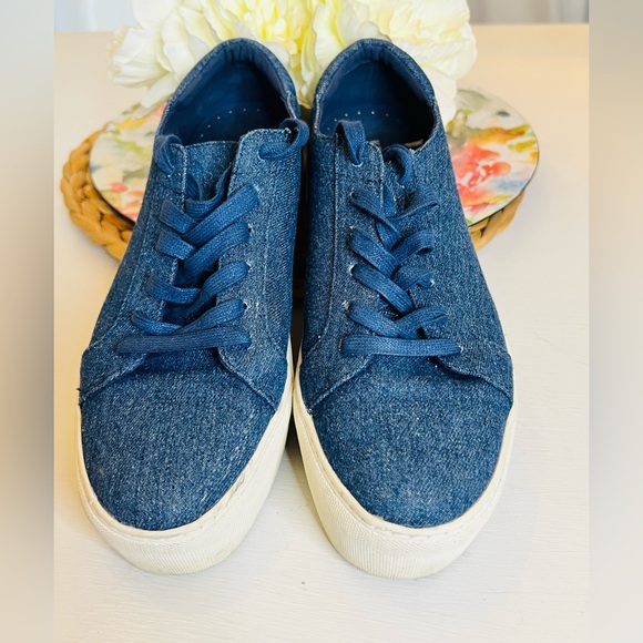 Kenneth‎ Cole Navy Canvas Sneakers|8 - Picture 3 of 5